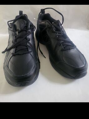 New Balance Men's Black Lace-Up Athletic Sneakers MX608V4B Size 13W